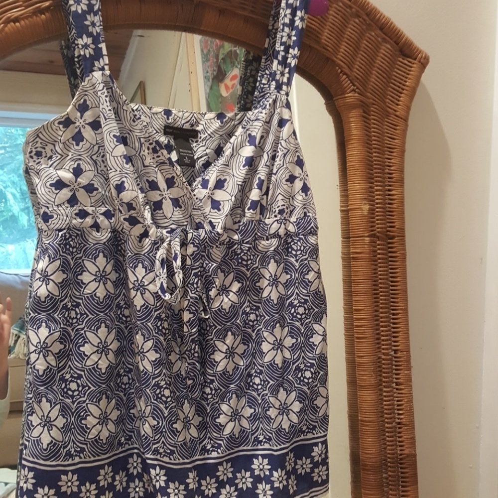 Cute summer top with sparkles.